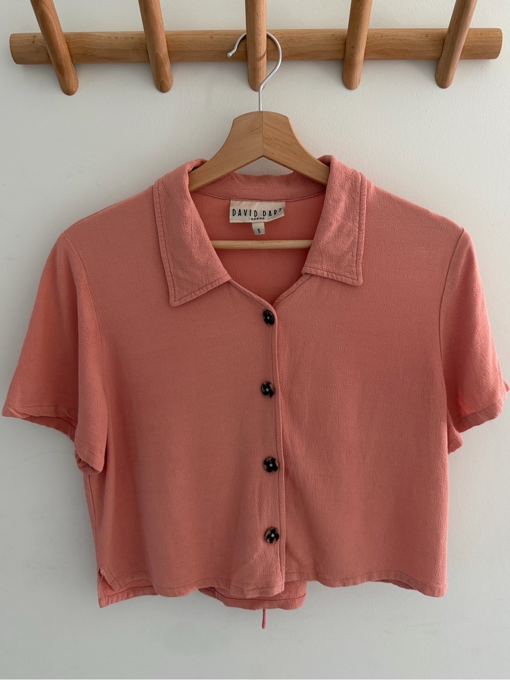 Vintage Cropped Button‑Front Top in Coral Pink